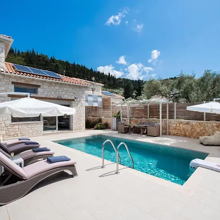 Dioni * Tsoukaládhes