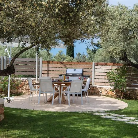 Dioni By Vintage Travel Villa Tsoukaladhes